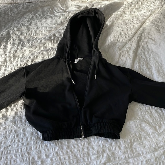 Black cropped sweater - Picture 1 of 1